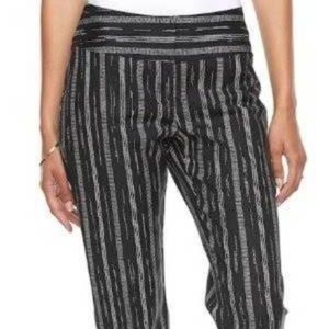 Black White Abstract Striped Dress Capris Pants